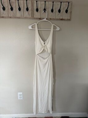 l*space Cream Sleeveless Maxi Dress with Front Knot and Cutout